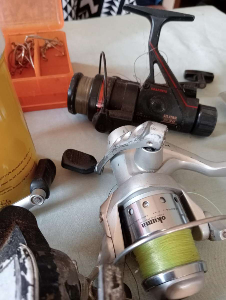 LOT FISHING EXCESSORIES