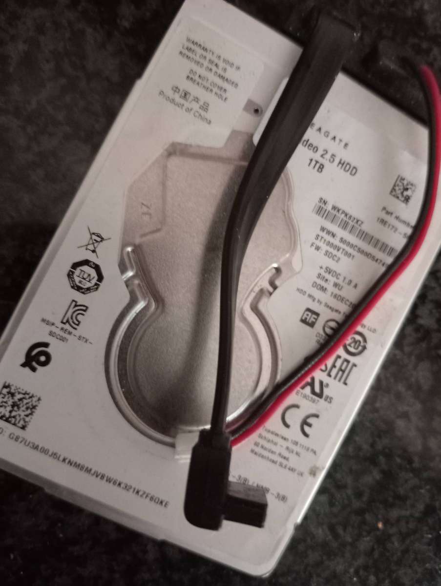 NEW CONDITION SEAGATE 1 TERRABYTE HARD DRIVE