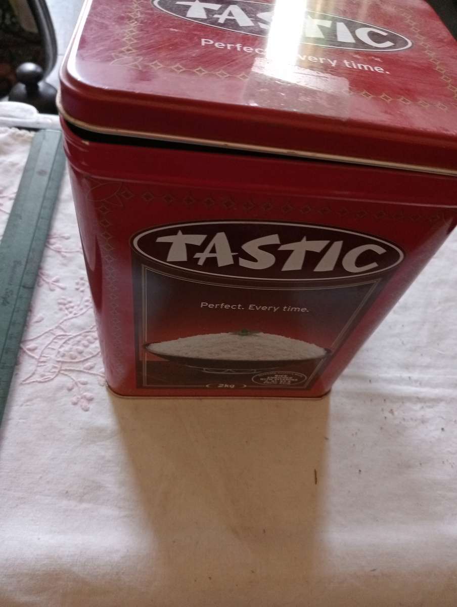 VINTAGE TASTIC RICE TIN