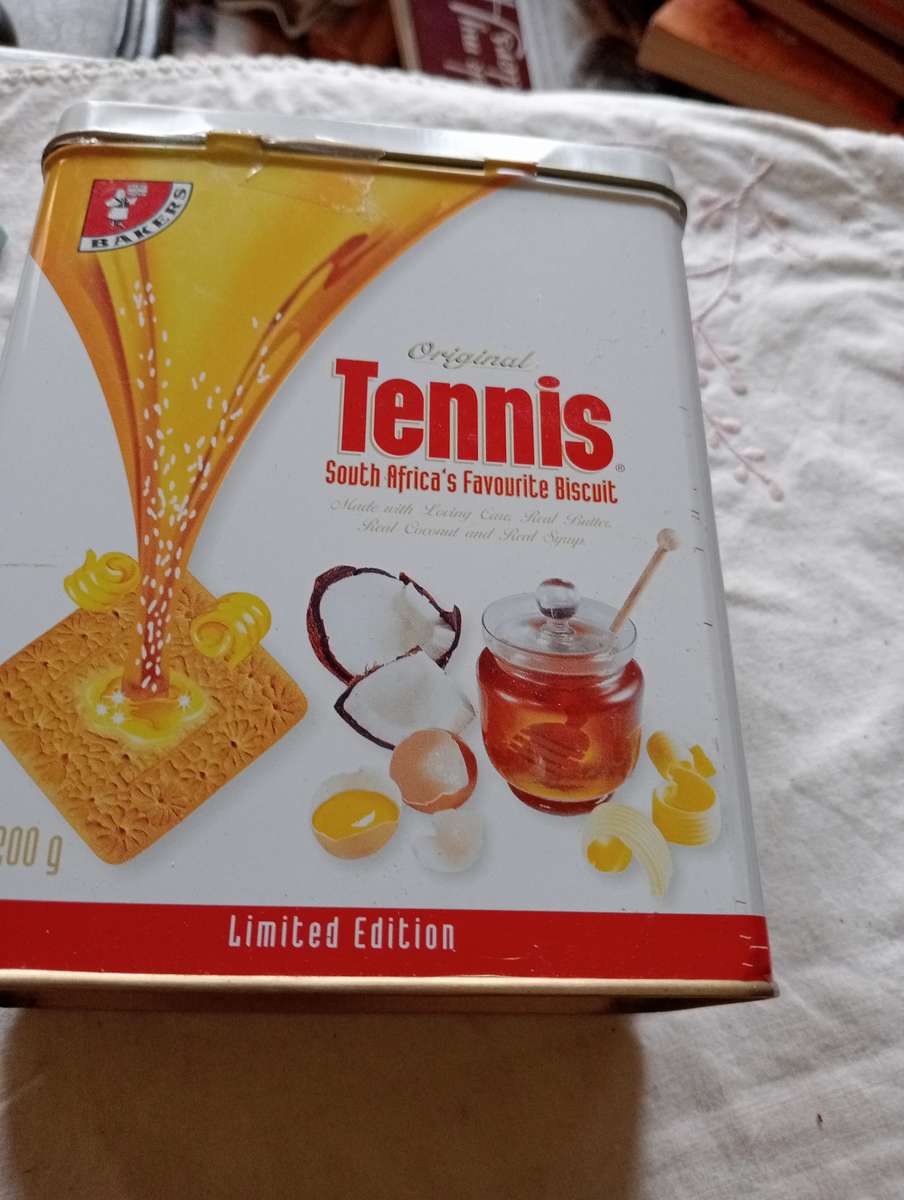 TENNIS BISCUITS LIMITED EDITION TIN