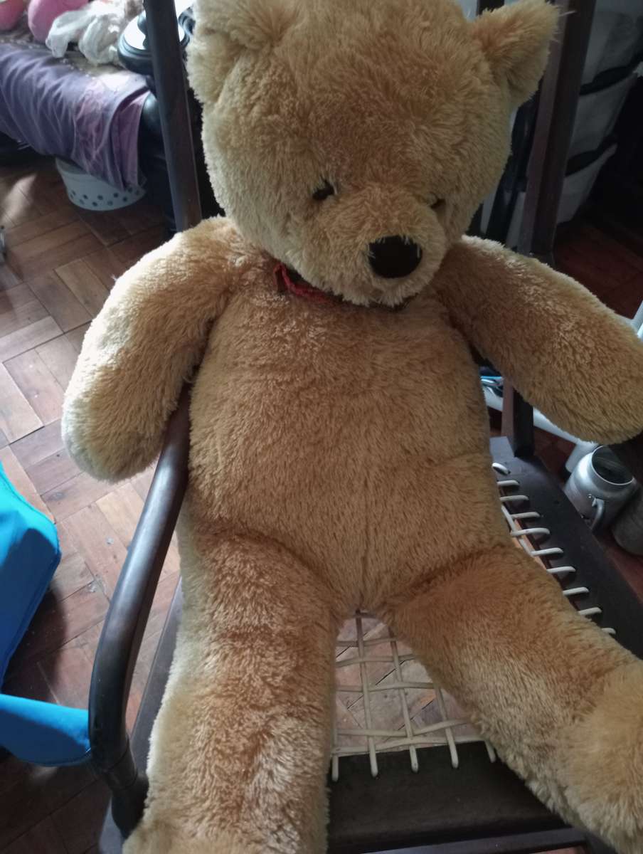 VINTAGE EXTRA LARGE BROWN STUFFED BEAR