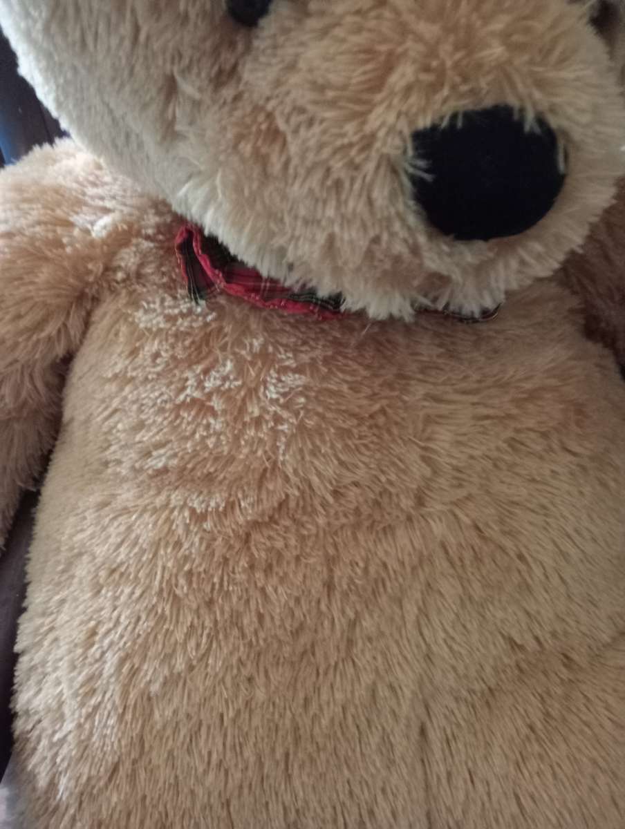 VINTAGE EXTRA LARGE BROWN STUFFED BEAR