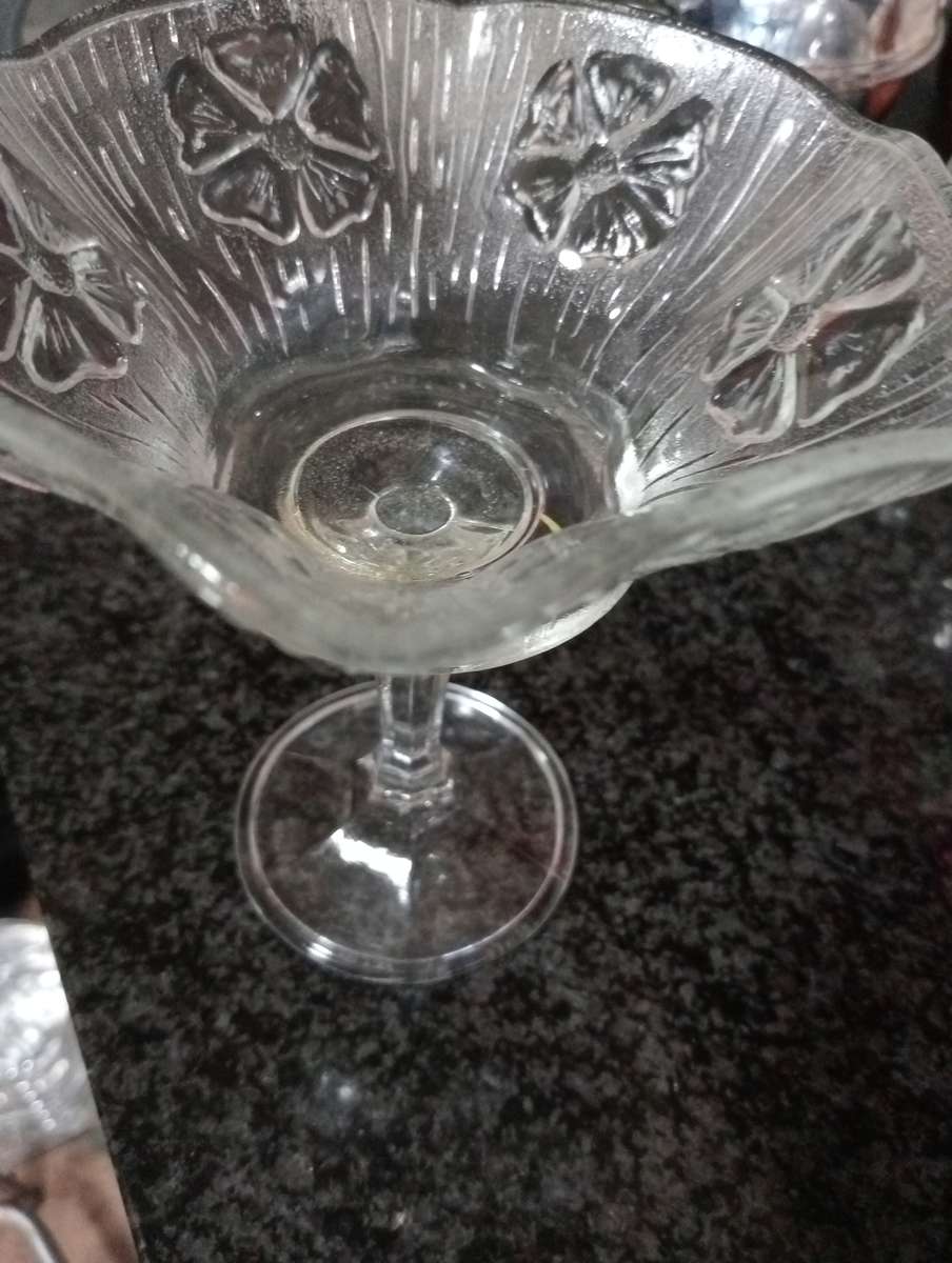 VINTAGE LONG STEM CUT GLASS HOLDER