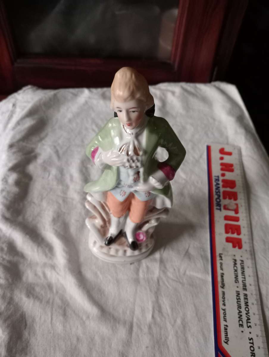 VINTAGE MALE FIGURE ORNAMENT