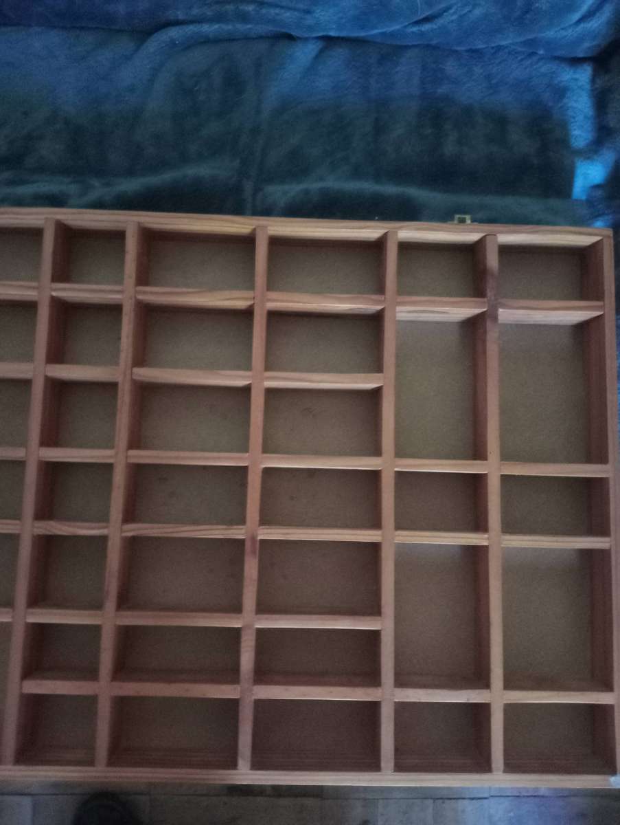 VINTAGE WOODEN  PRINTERS TRAY