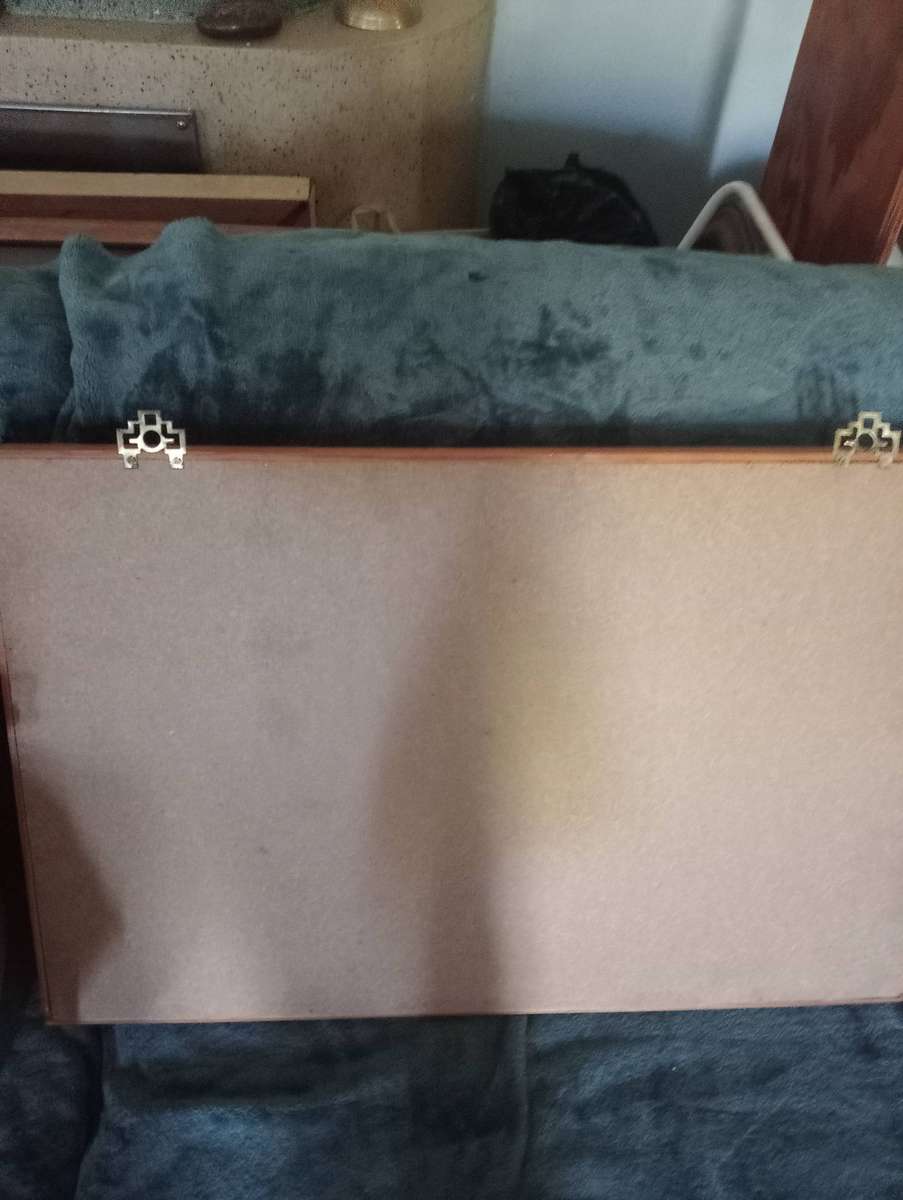 VINTAGE WOODEN  PRINTERS TRAY