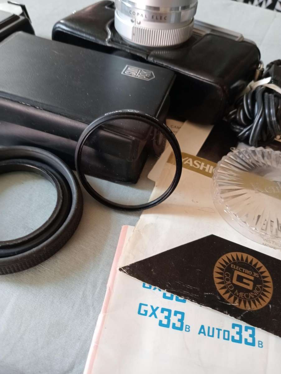 VINTAGE YASHIDA ELECTRO 35 CAMERA IN ORIGINAL CASE