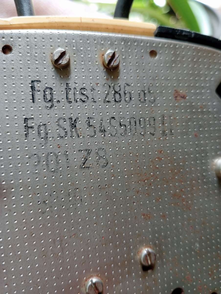 ANTIQUE COLLECTABLE BLACK SIEMENS HAND  LANDLINE  PHONE