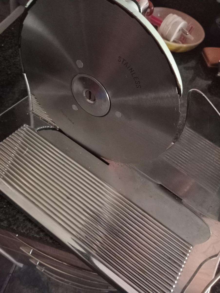 VINTAGE PINEWARE  BREADSLICER MEAT SLICER