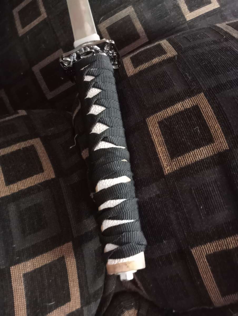VINTAGE SAMURAI SWORD