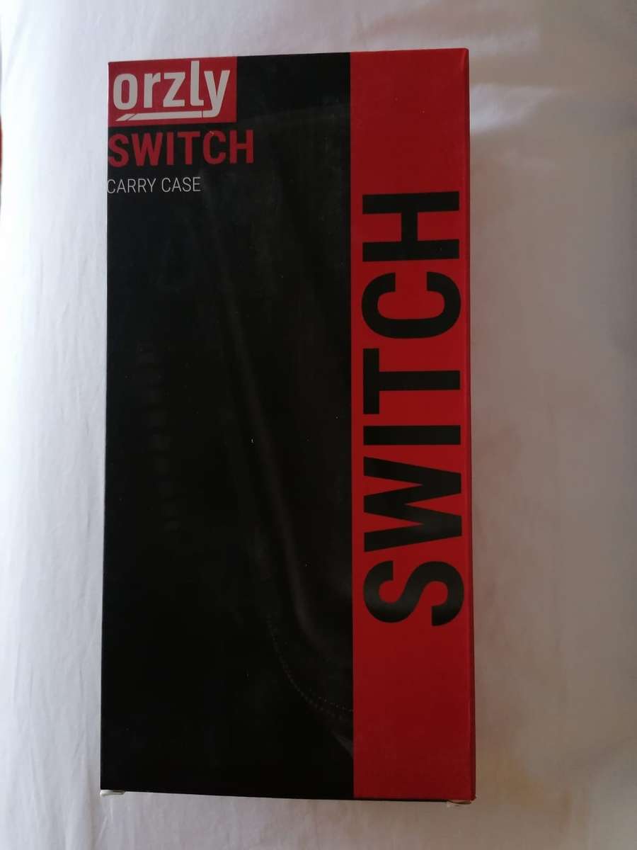 Nintendo switch Carry case+ x2screen gaurd