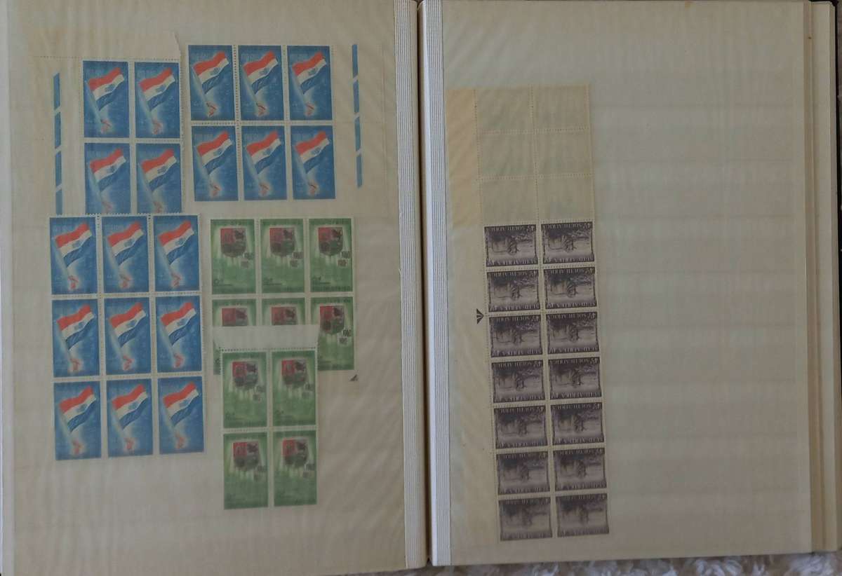 STOCKBOOK KEK 16 DOUBLE SIDED PAGES FILLED WITH MINT STAMPS