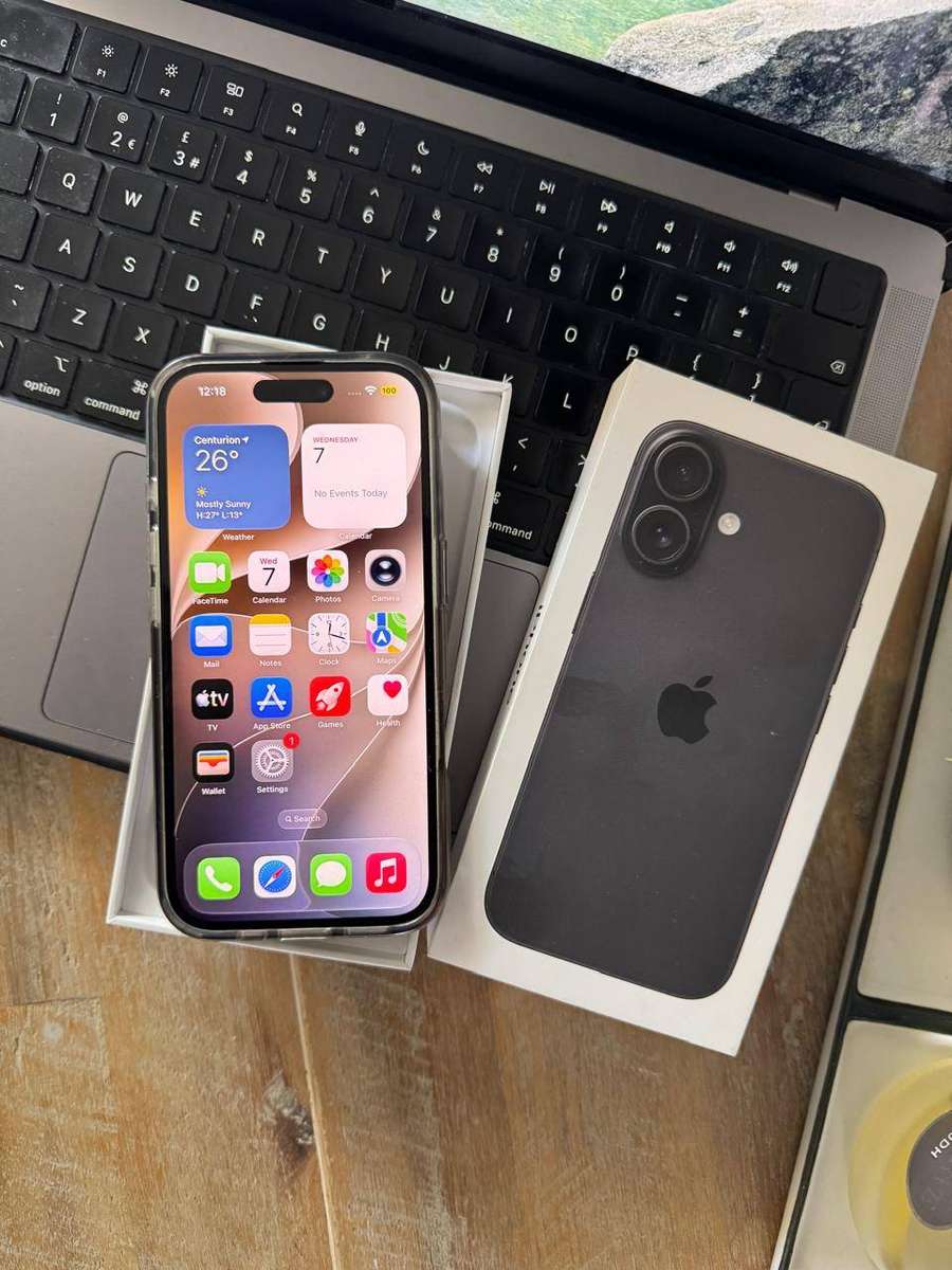 iPhone 16 (128GB) Excellent Condition AS NEW+ Box, Charger & Extras