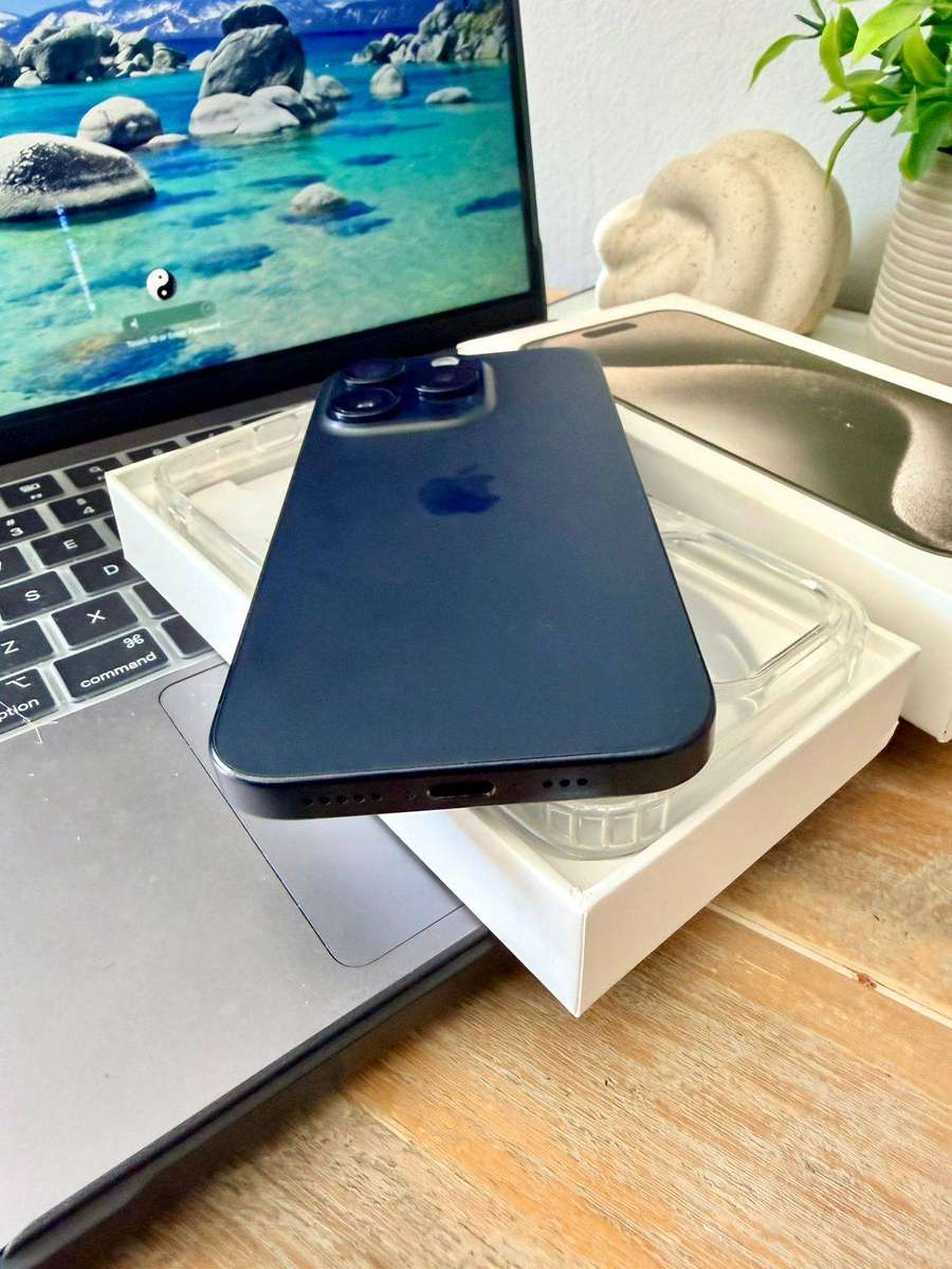 iPhone 15 Pro (512GB) Excellent Condition + Box & Accessories