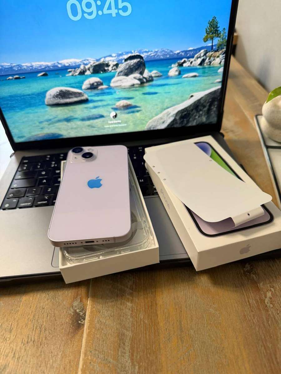 iPhone 14 (128GB) Excellent Condition *SPOTLESS AS NEW*  + Box & Accessories