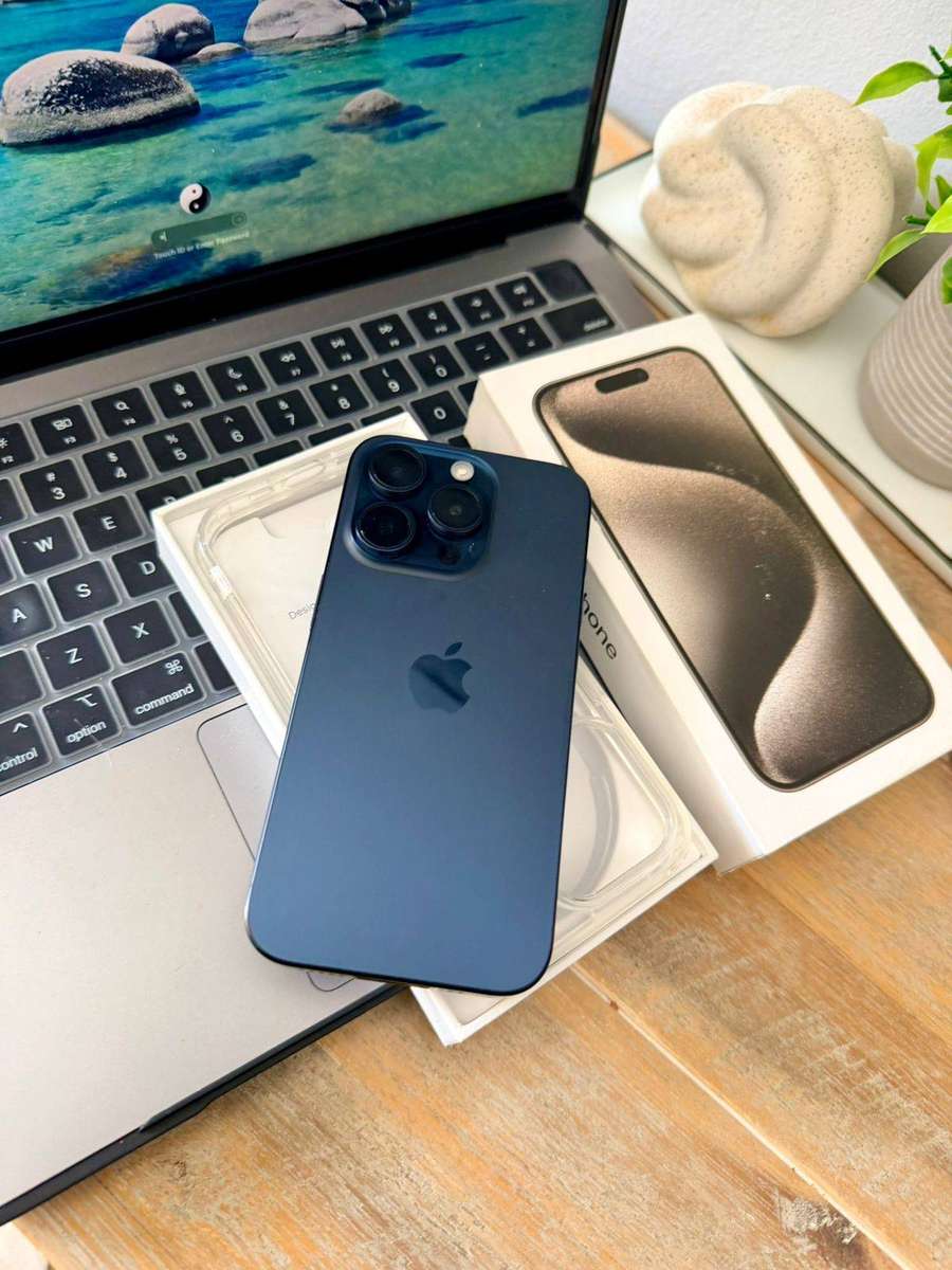 iPhone 15 Pro (512GB) Excellent Condition + Box & Accessories