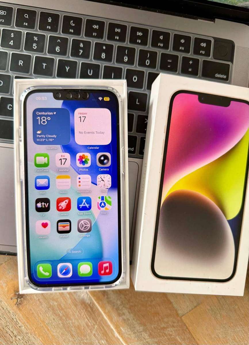 iPhone 14 Plus (128GB) Excellent Condition + Box & Accessories