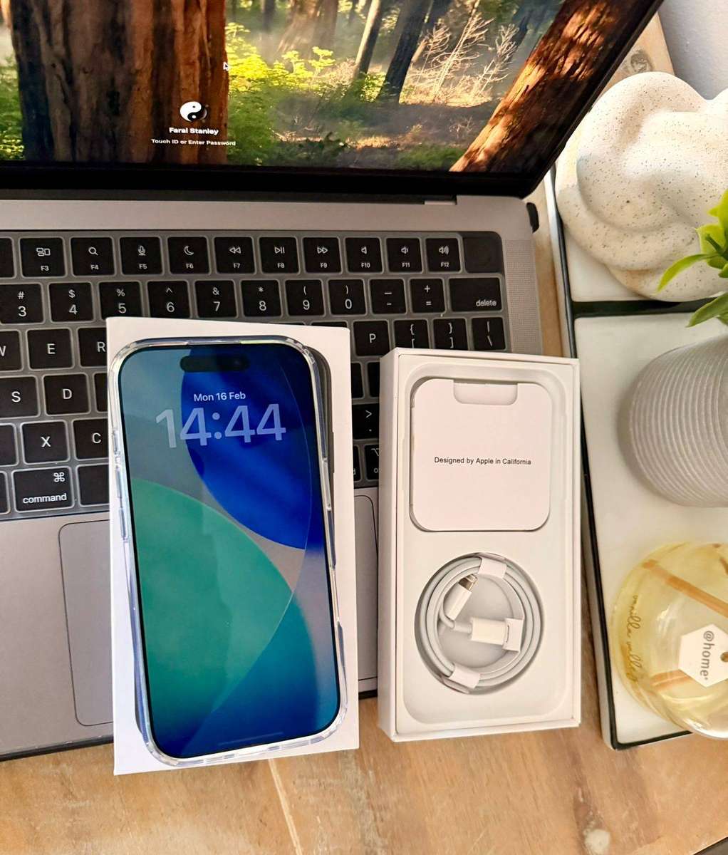 iPhone 17 (256GB) Mist Blue Color , Including  Charger and Extras