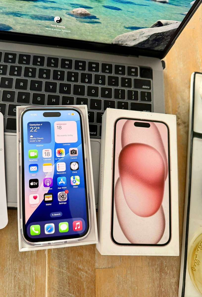 iPhone 15 Plus (128GB) Pink, Excellent Condition + Box, Charger & Extras