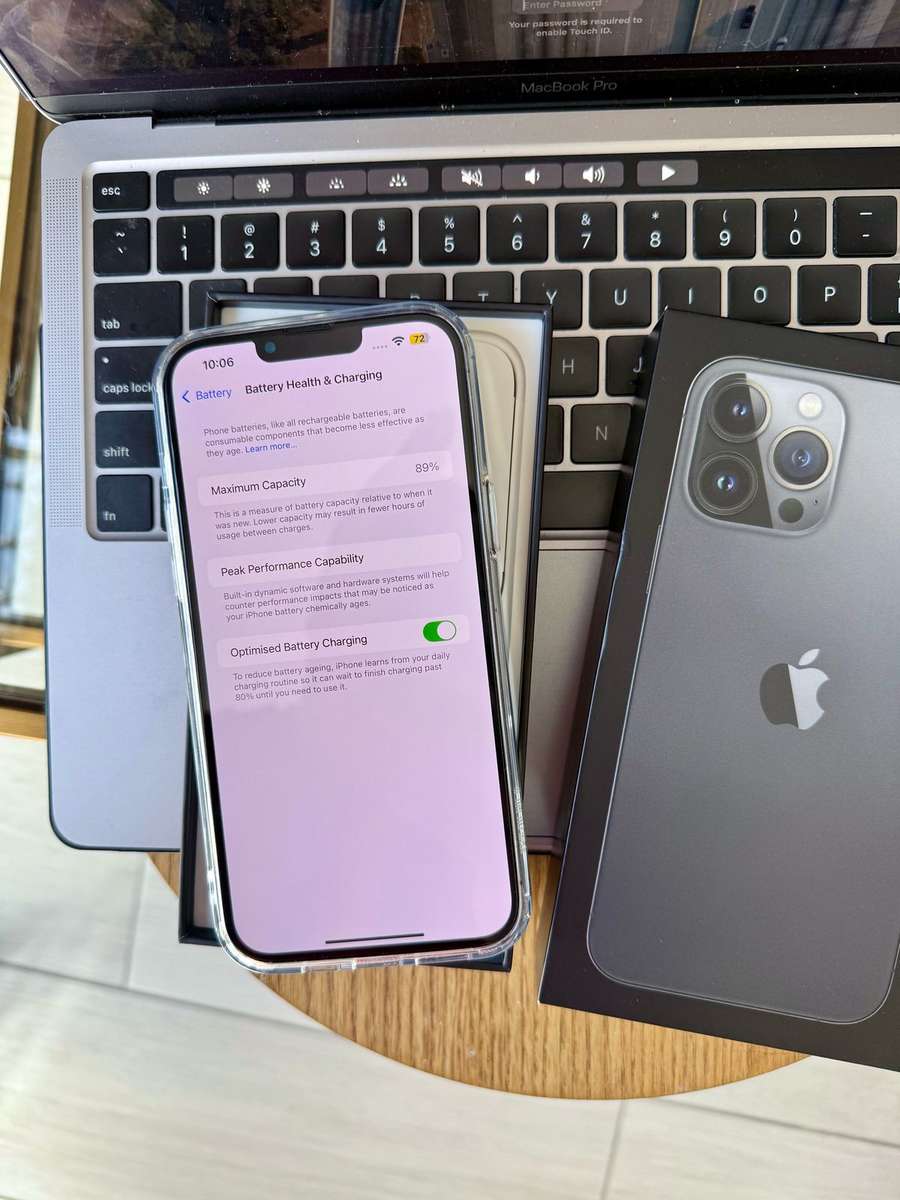 iPhone 13 Pro Max 128GB Space Grey + Box & Extras