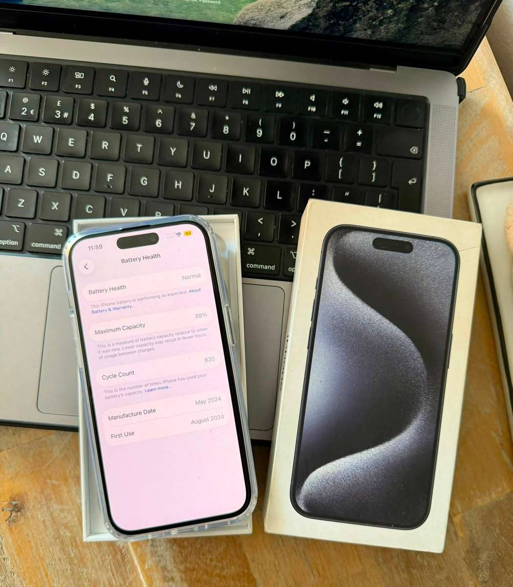iPhone 15 Pro 256GB Excellent Condition + Box & Accessories
