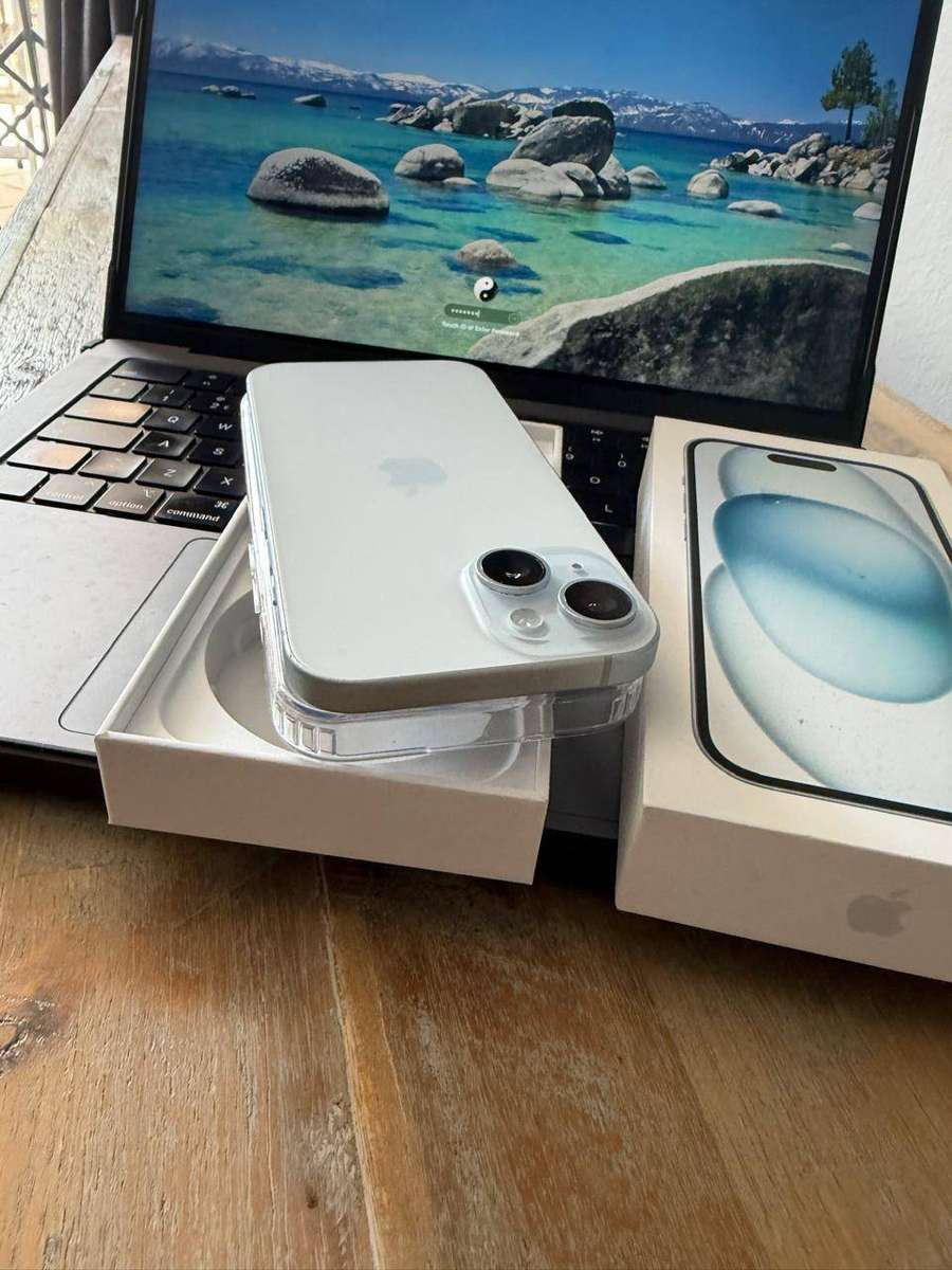 iPhone 15 (128GB) Excellent Condition + Box & Accessories