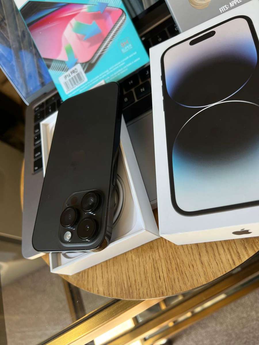 iPhone 14 Pro Space Black (128GB) Excellent Condition + Box & Accessories