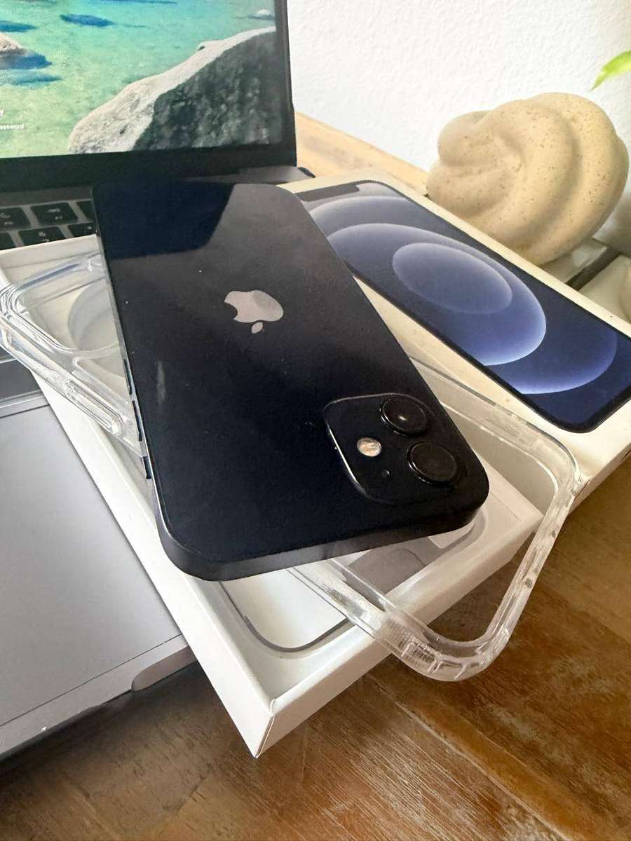 iPhone 12 Excellent Pre-owned Condition (64GB) + Box, Charger & Extras