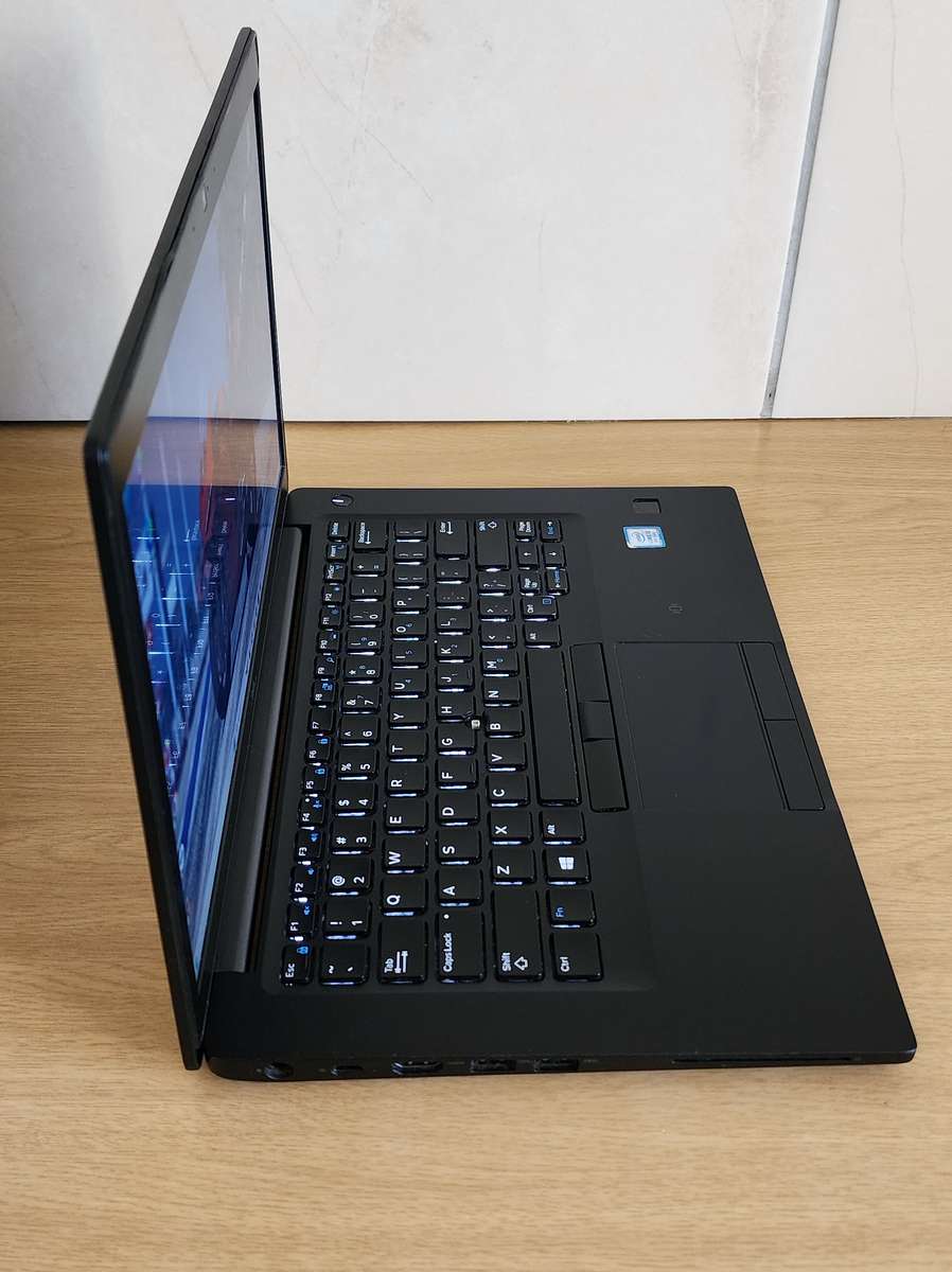 DELL LATITUDE 7490 | 8TH GEN CORE i5-8350U | 8GB DDR4 | 512GB SSD | 14` FHD | WIN11 PRO