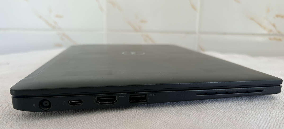 Dell Latitude 7390 -> Core i5-8350U / 16GB / 256GB SSD / Windows 11 PRO -> ->