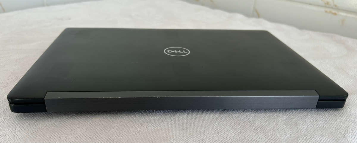 Dell Latitude 7390 -> Core i5-8350U / 16GB / 256GB SSD / Windows 11 PRO -> ->