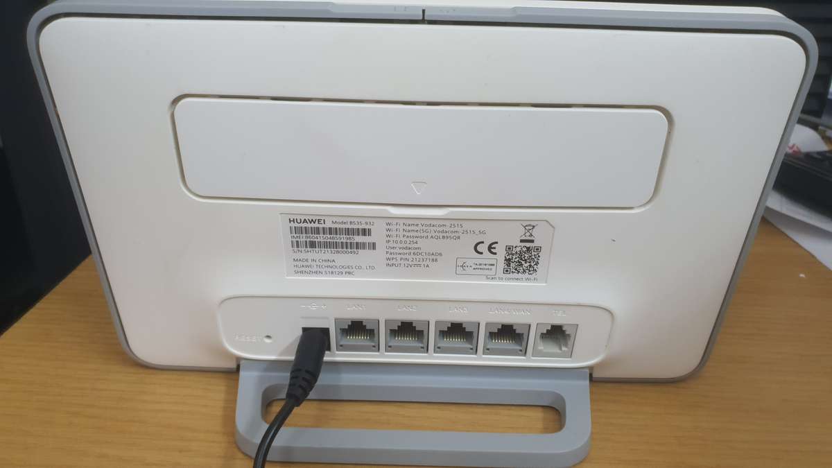 HUAWEI B535-932  5G  ROUTER