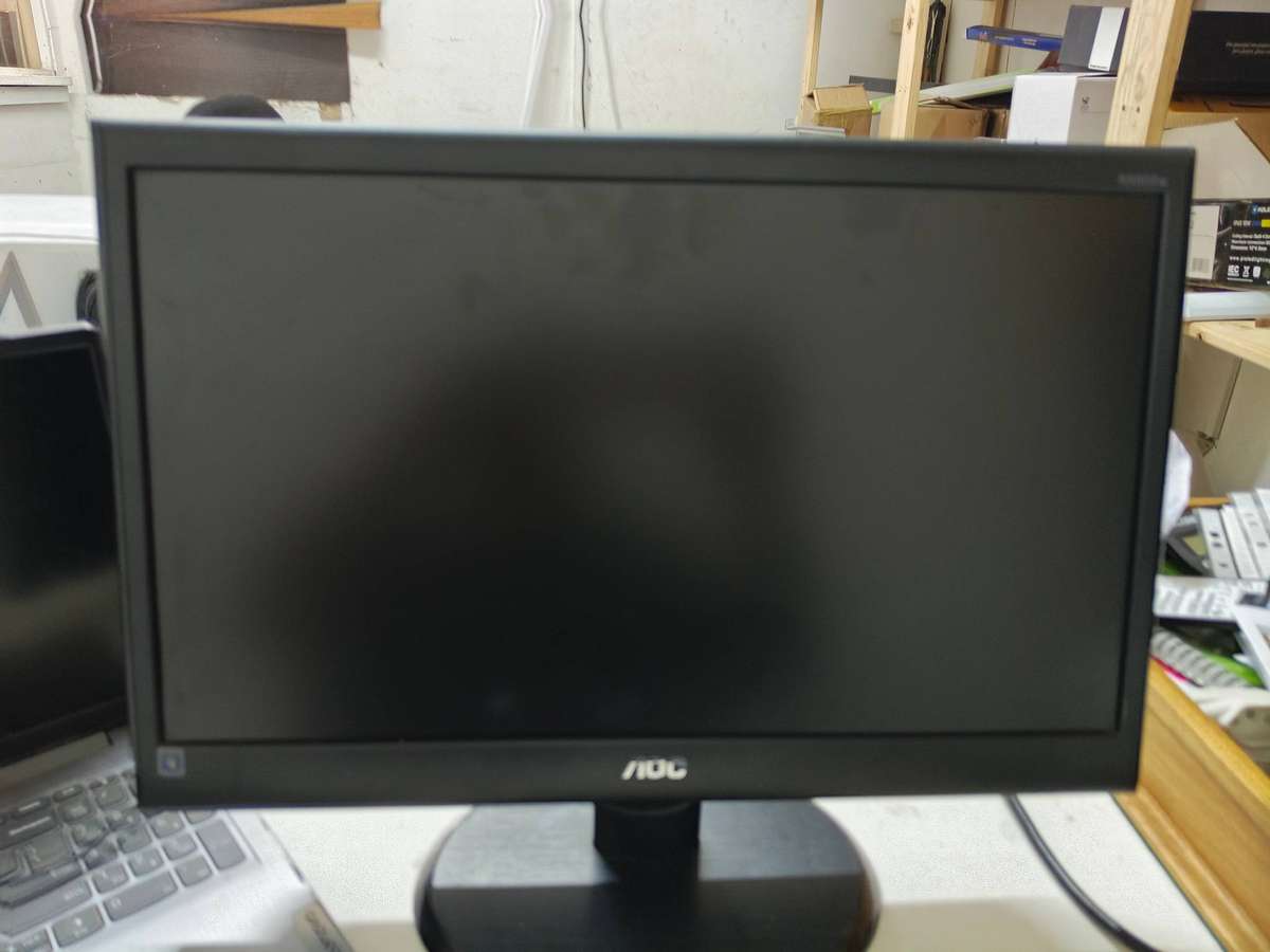AOC 19 INCHES LED MONITOR