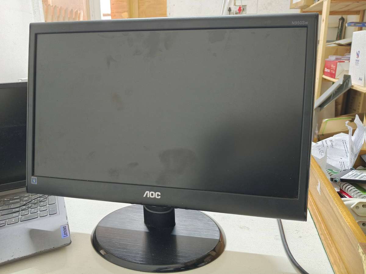 AOC 19 INCHES LED MONITOR