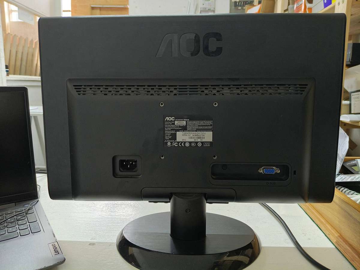AOC 19 INCHES LED MONITOR
