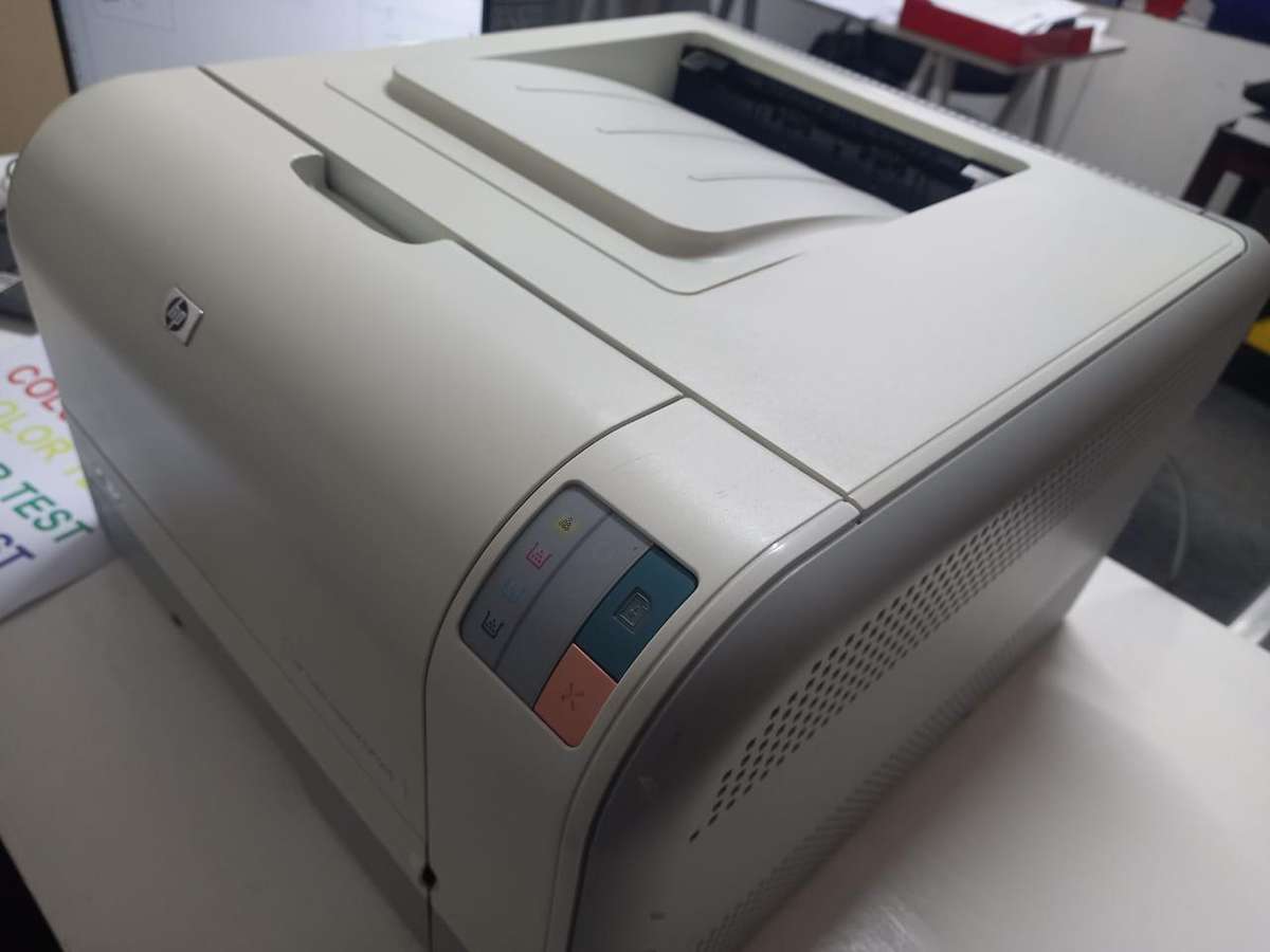 HP Color LaserJet CP1215 Colour Laser Printer