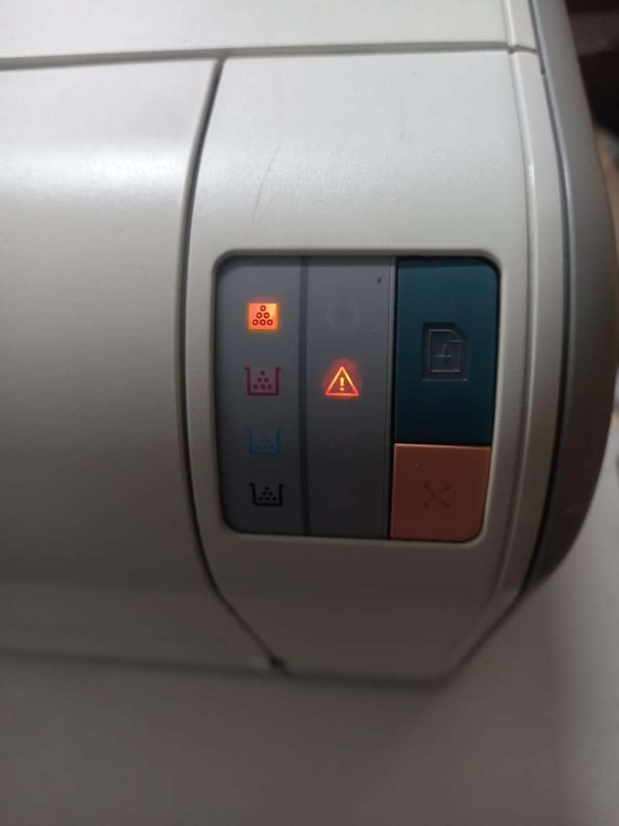 HP Color LaserJet CP1215 Colour Laser Printer