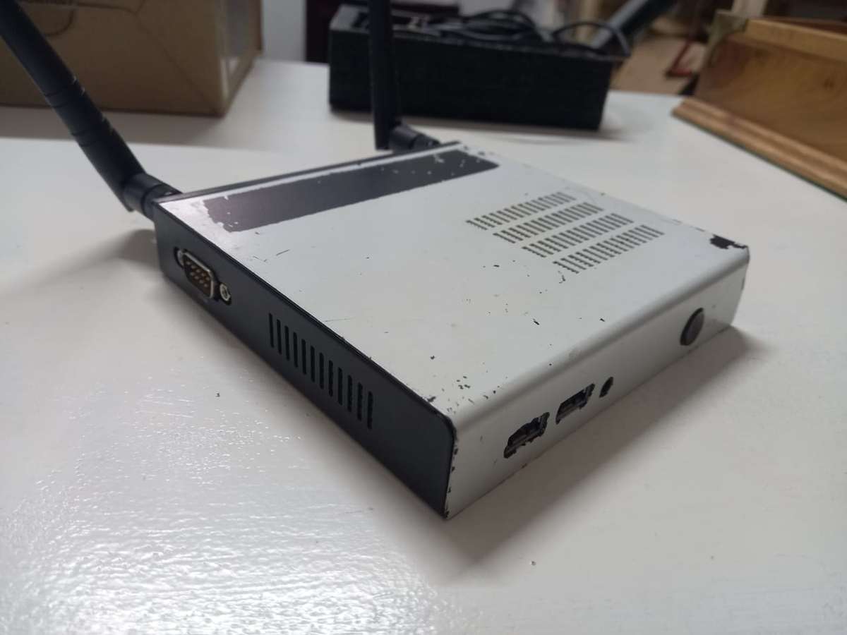 GIADA I200-BG000 Celeron 2957U 1.4 Ghz - MINI PC