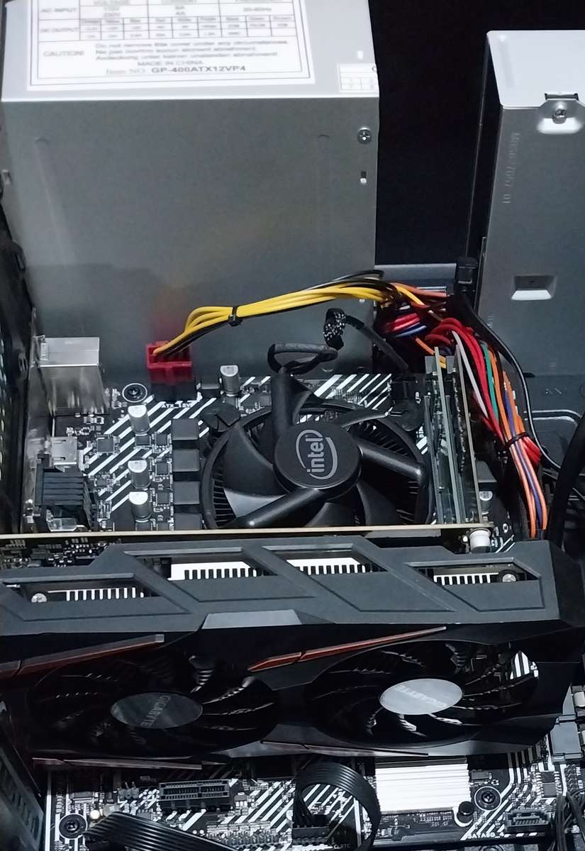 INTEL Core i5 11-GEN 4.4 GHz Gaming Desktop