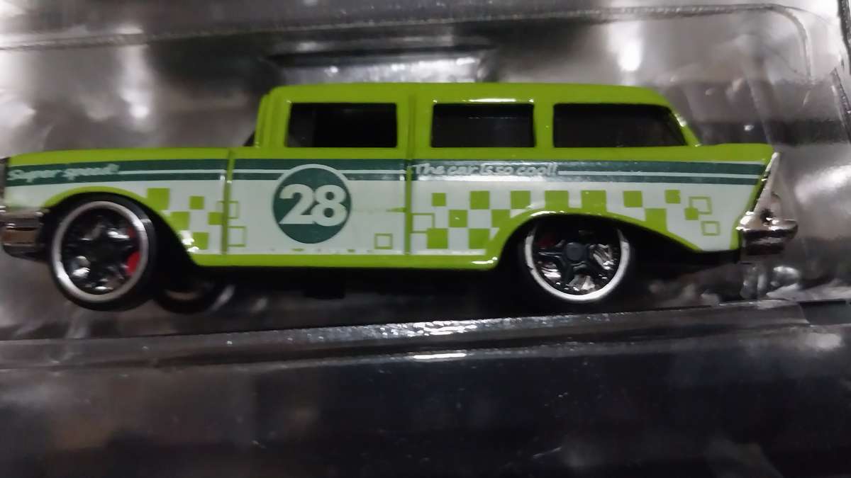 2 Sets of ACTION WHEELS Muscle Cars scale 1:64