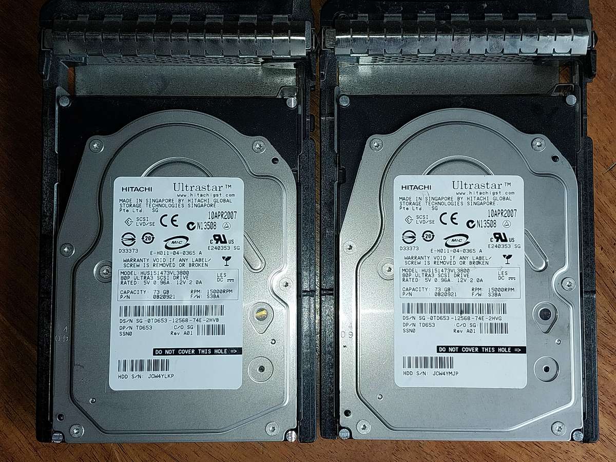 5 X SCSI SERVER HARD DRIVES (584 GB TOTAL)