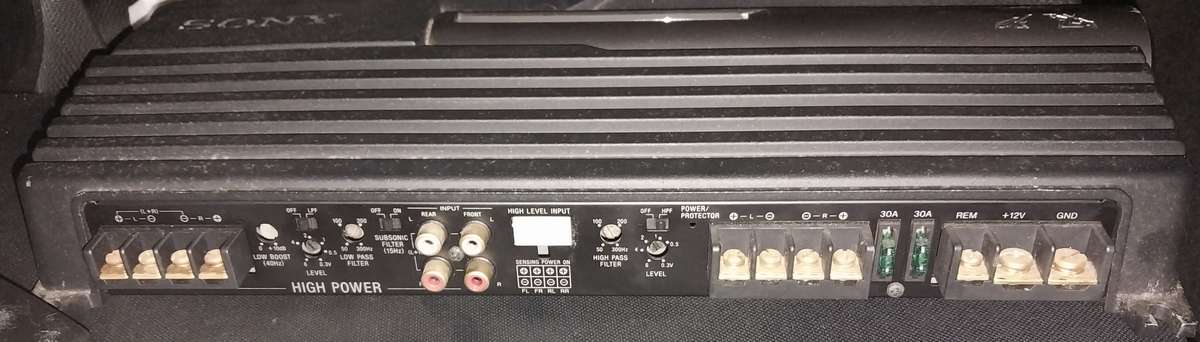 !! SONY XPLOD 1200W, 4 CHANNEL AMPLIFIER !!