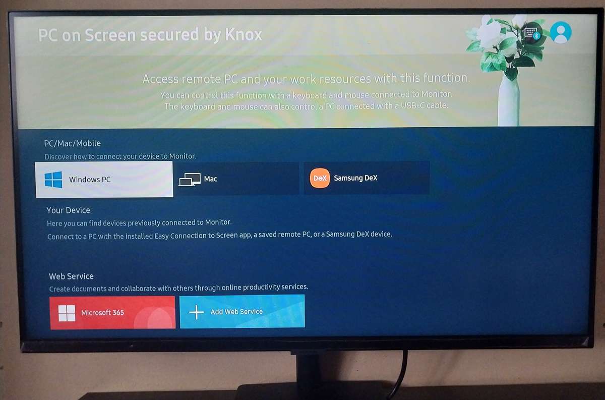 32 inch Samsung Smart Monitor