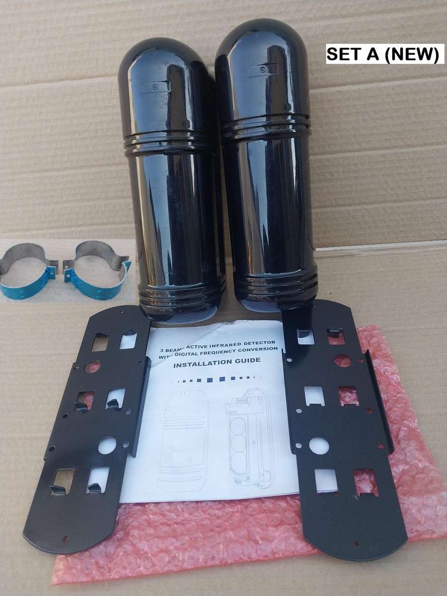 Security perimeter beams - triple beam (+2nd free pair)