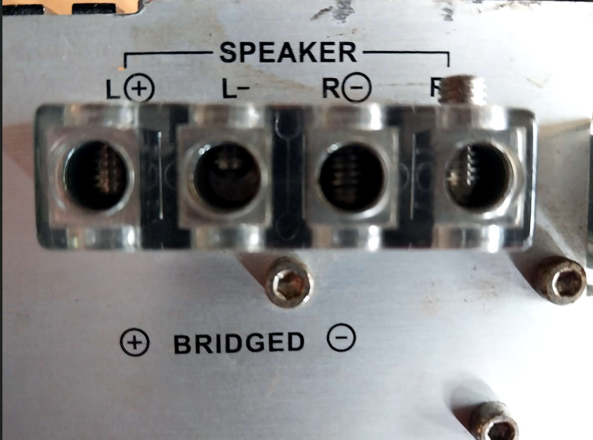 1,400W EARTHQUAKE AUDIO CAR AMPLIFIER