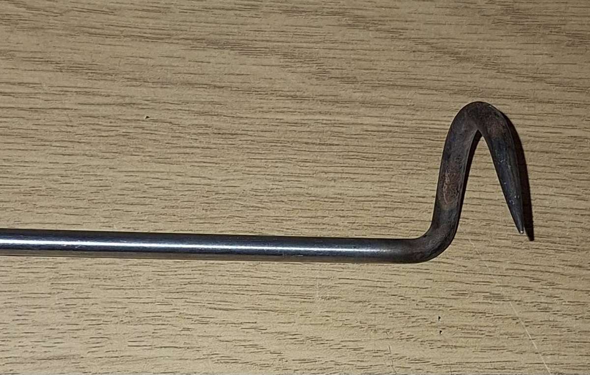 GENUINE SPRINGBOK HORN BRAAI HOOK