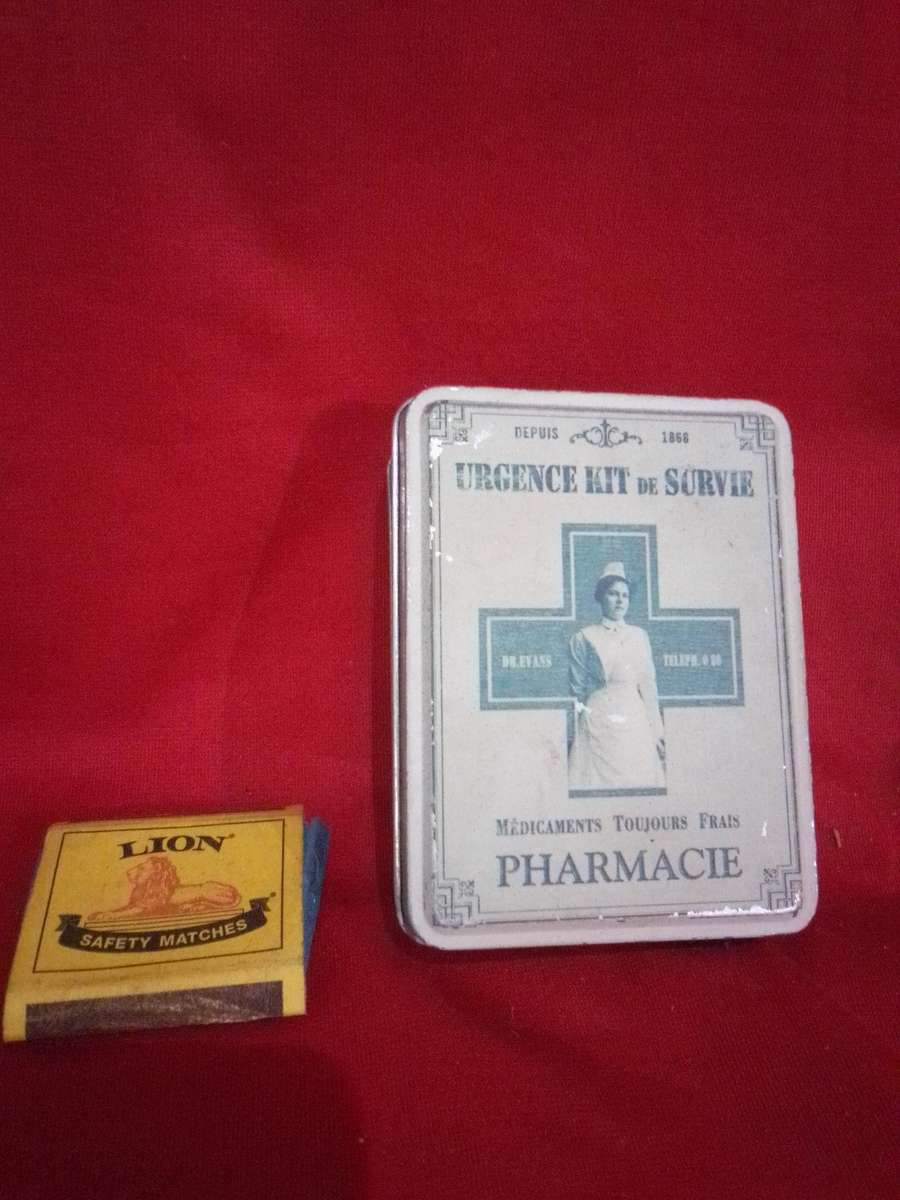 Urgence Kit de Survie Tin