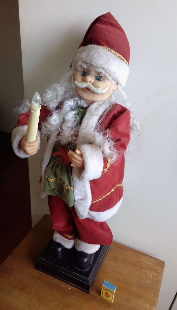 Large 1970's B & D Battery Operated Mechanical Father Christmas