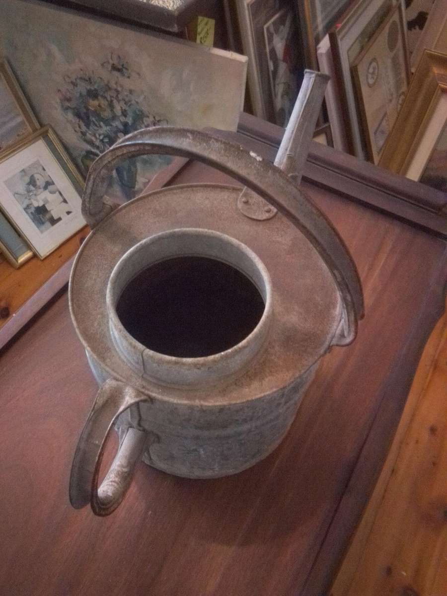 Vintage W.J. Palmer & Co Galvanized 1 (1/2) Gallon Watering Can