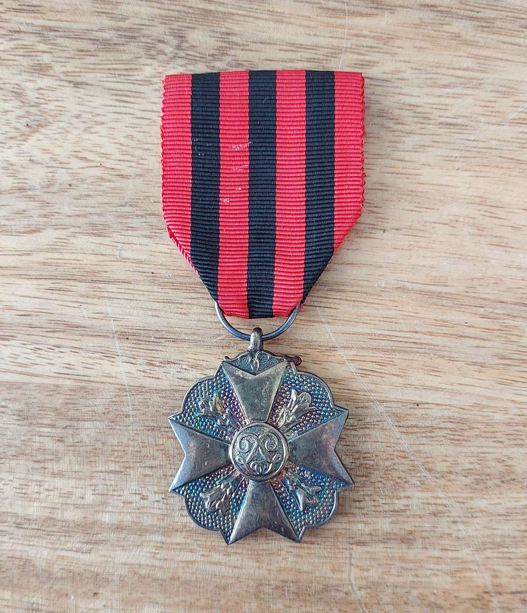 - Belgium Civil Decoration for Long Service in the Administration (Silver) -